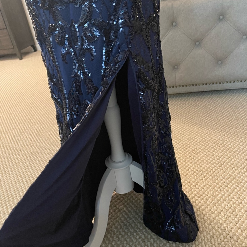 Bariano (Australian) Designer Evening Gown - Picture 6 of 15